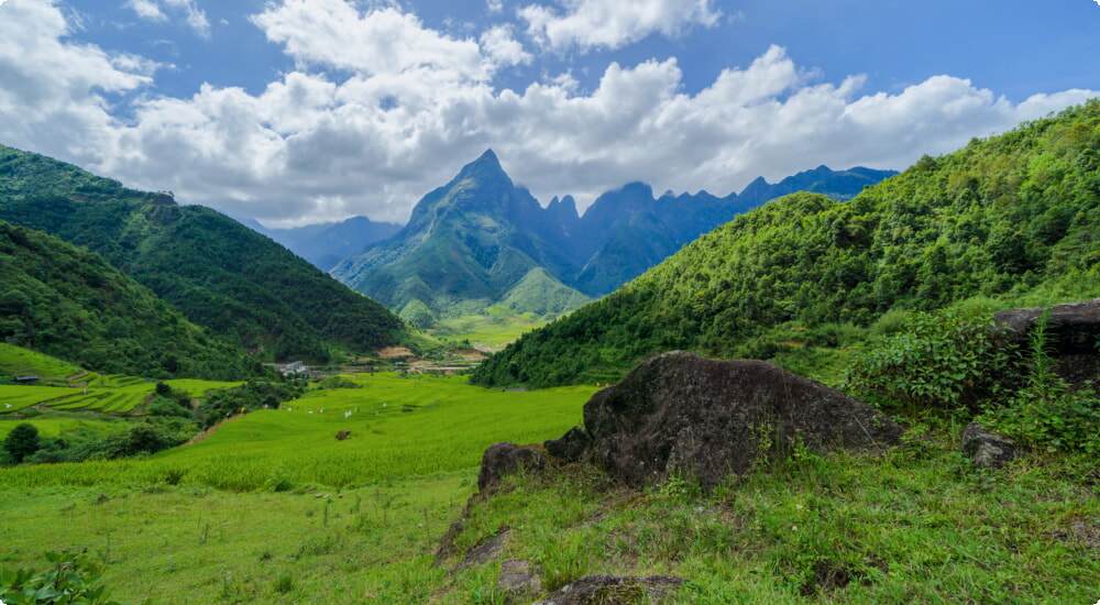A guide to Ha Giang's majestic landscapes